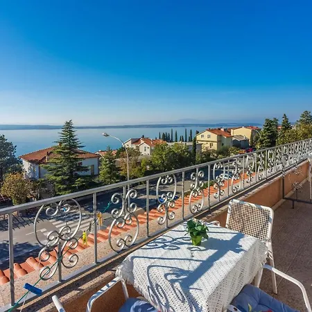 Ellen 4 With Sea View Apartment Crikvenica